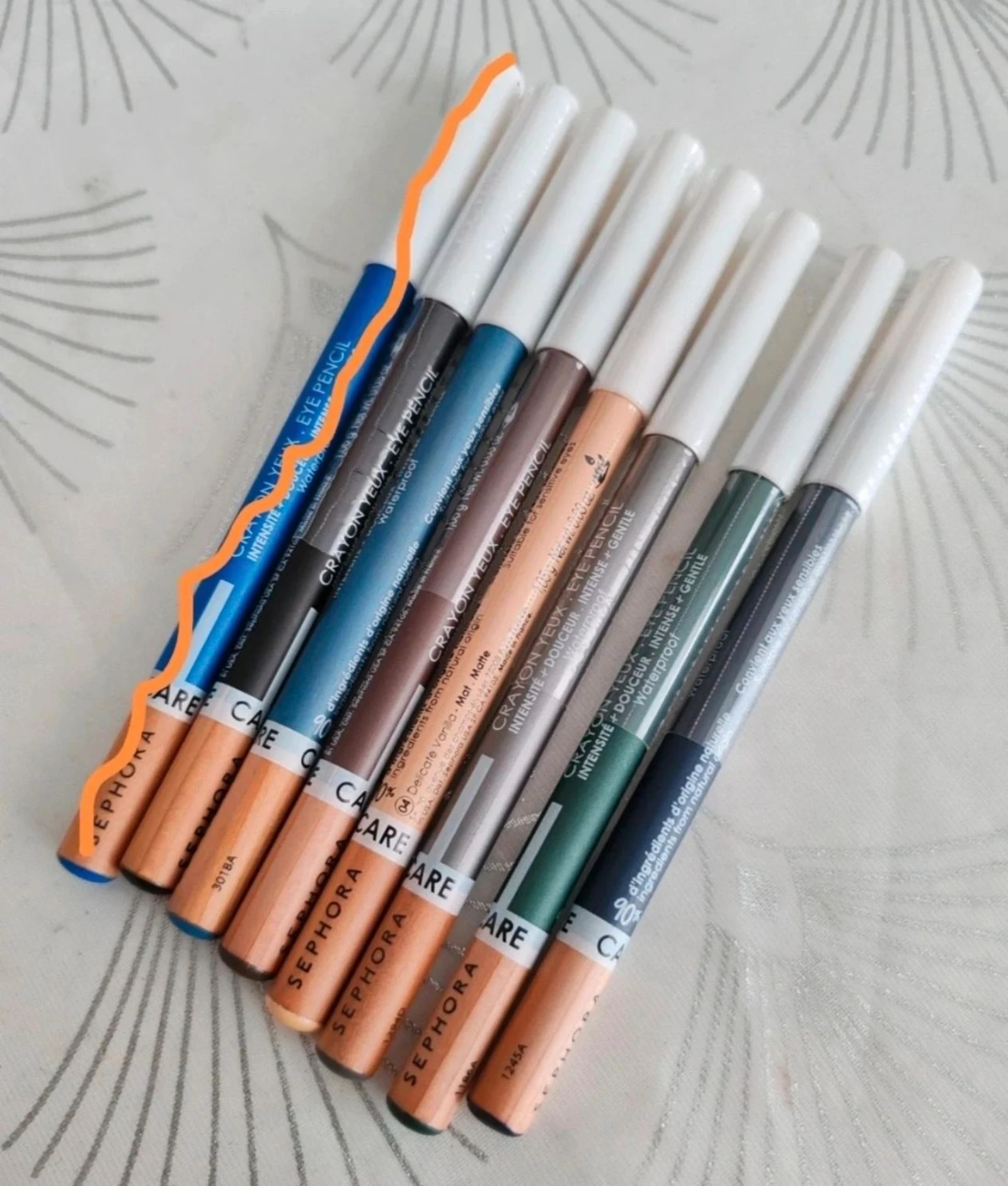 Lot 7 crayons yeux waterproof